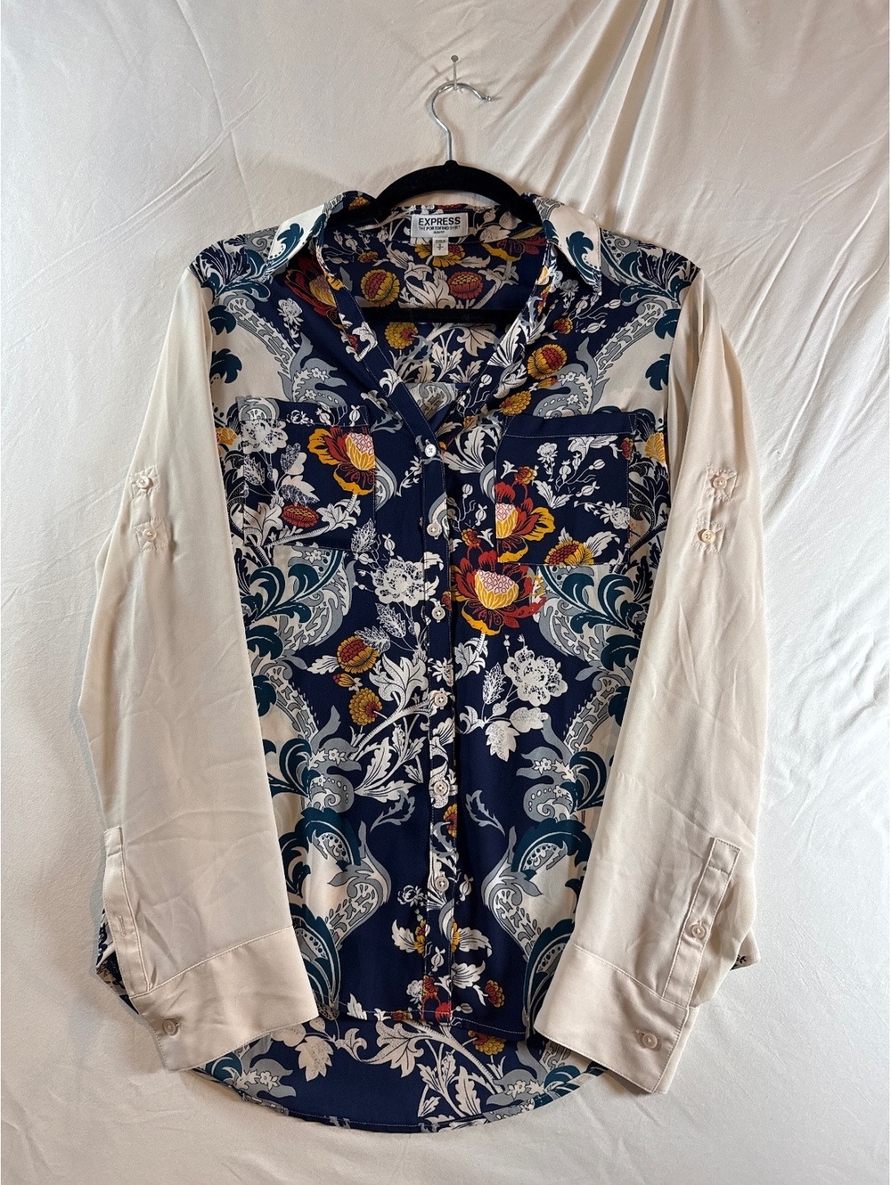 EXPRESS Long Sleeve Button Up Blouse